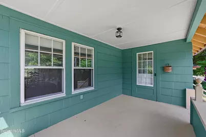 14 Prospect St, Great Barrington, MA 01230 - Photo 4