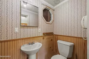 14 Prospect St, Great Barrington, MA 01230 - Photo 14