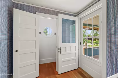 14 Prospect St, Great Barrington, MA 01230 - Photo 6