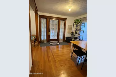 15 Fairfield St, Pittsfield, MA 01201 - Photo 4