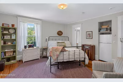 41 Main St #7, Stockbridge, MA 01262 - Photo 8