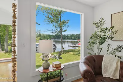 595 Lakeway Dr, Pittsfield, MA 01201 - Photo 1
