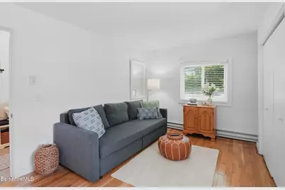 595 Lakeway Dr, Pittsfield, MA 01201 - Photo 20