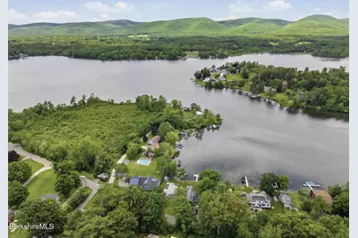595 Lakeway Dr, Pittsfield, MA 01201 - Photo 30