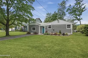 595 Lakeway Dr, Pittsfield, MA 01201 - Photo 6