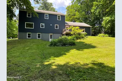 9 Bolton Dr, Lenox, MA 01240 - Photo 8