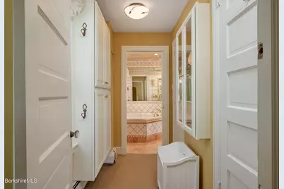 294 Bulkley St, Williamstown, MA 01267 - Photo 38
