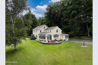 294 Bulkley St, Williamstown, MA 01267 - Photo 4