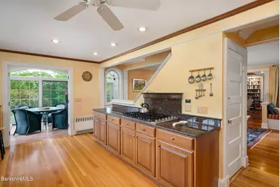 294 Bulkley St, Williamstown, MA 01267 - Photo 26