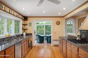 294 Bulkley St, Williamstown, MA 01267 - Photo 8