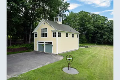 294 Bulkley St, Williamstown, MA 01267 - Photo 22