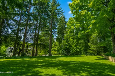 53 Main St, Stockbridge, MA 01262 - Photo 46