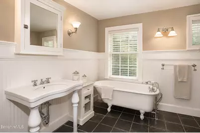 53 Main St, Stockbridge, MA 01262 - Photo 42