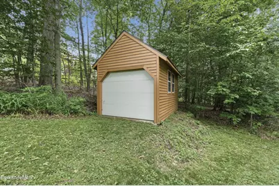 28 Mountain Pond Ln, New Ashford, MA 01237 - Photo 18