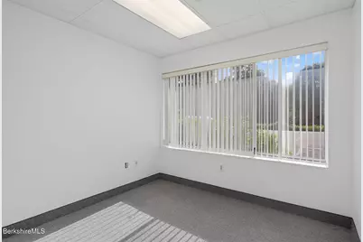 789 Main St, Great Barrington, MA 01230 - Photo 10