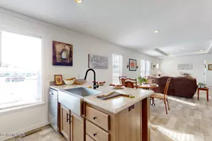 395 Cheshire Rd, Pittsfield, MA 01201 - Photo 2