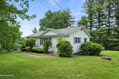 560 Crane Ave, Pittsfield, MA 01201 - Photo 2
