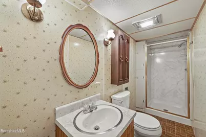 560 Crane Ave, Pittsfield, MA 01201 - Photo 32