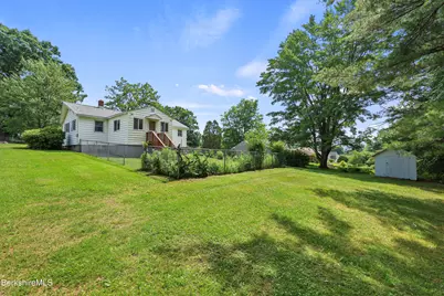 560 Crane Ave, Pittsfield, MA 01201 - Photo 38
