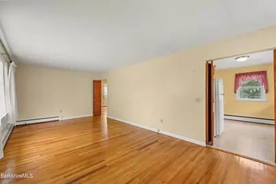 560 Crane Ave, Pittsfield, MA 01201 - Photo 8