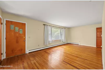 560 Crane Ave, Pittsfield, MA 01201 - Photo 6