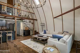 194 Whitman Rd, Hancock, MA 01237 - Photo 20