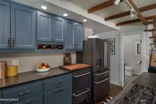 194 Whitman Rd, Hancock, MA 01237 - Photo 10