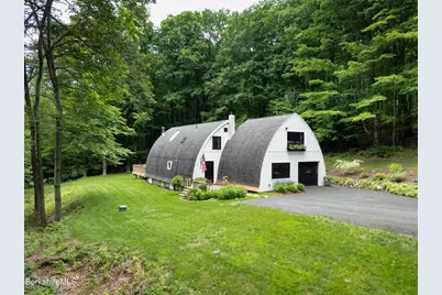 194 Whitman Rd, Hancock, MA 01237 - Photo 4