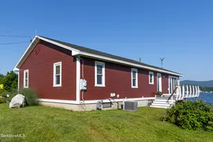 1641 North St, Pittsfield, MA 01201 - Photo 2