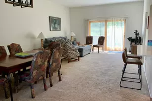 8 Rolling, Lenox, MA 01240 - Photo 2