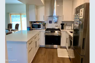 8 Rolling #1, Lenox, MA 01240 - Photo 6