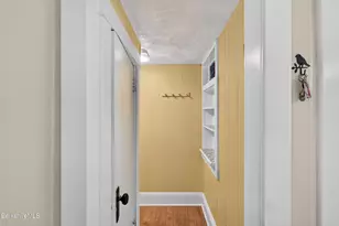 35 Dexter St, Pittsfield, MA 01201 - Photo 22