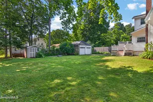 35 Dexter St, Pittsfield, MA 01201 - Photo 6