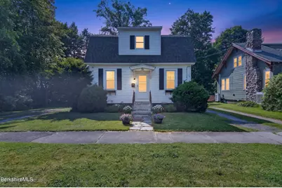35 Dexter St, Pittsfield, MA 01201 - Photo 4