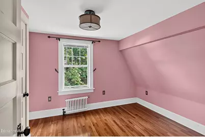 35 Dexter St, Pittsfield, MA 01201 - Photo 34