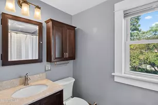 35 Dexter St, Pittsfield, MA 01201 - Photo 28