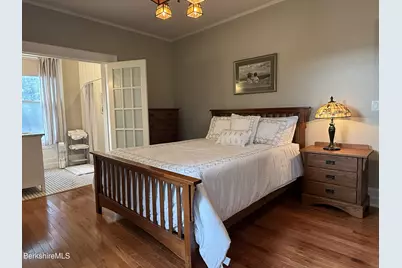 2 Melrose St, Adams, MA 01220 - Photo 10