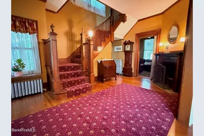 2 Melrose St, Adams, MA 01220 - Photo 6