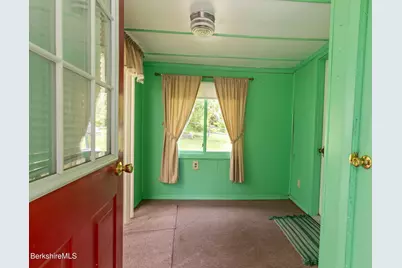 488 East St, Dalton, MA 01226 - Photo 10