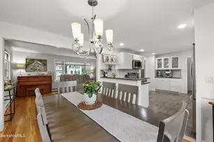 24 Marlboro Dr, Pittsfield, MA 01201 - Photo 14