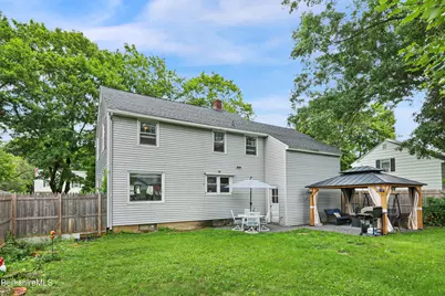 24 Marlboro Dr, Pittsfield, MA 01201 - Photo 46
