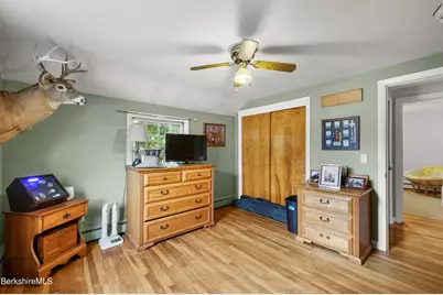 24 Marlboro Dr, Pittsfield, MA 01201 - Photo 38