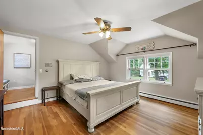 24 Marlboro Dr, Pittsfield, MA 01201 - Photo 32