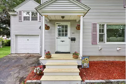 24 Marlboro Dr, Pittsfield, MA 01201 - Photo 4