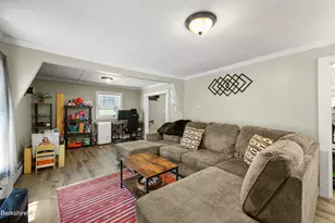 418 N Houghton St, Clarksburg, MA 01247 - Photo 14