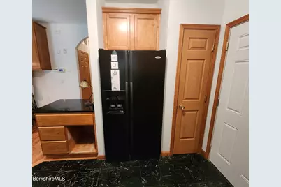 9 Stanley Dr, Great Barrington, MA 01230 - Photo 12