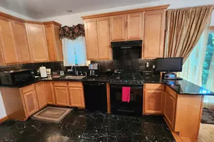 9 Stanley Dr, Great Barrington, MA 01230 - Photo 10