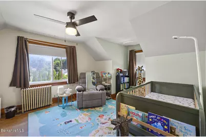 4 Garden St, Pittsfield, MA 01201 - Photo 12