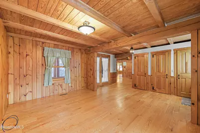 135 East St, Lee, MA 01238 - Photo 18