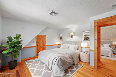 135 East St, Lee, MA 01238 - Photo 28